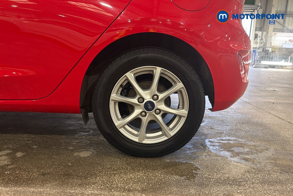 Ford Fiesta Zetec Manual Petrol Hatchback - Stock Number (1629933) - 48th supplementary image