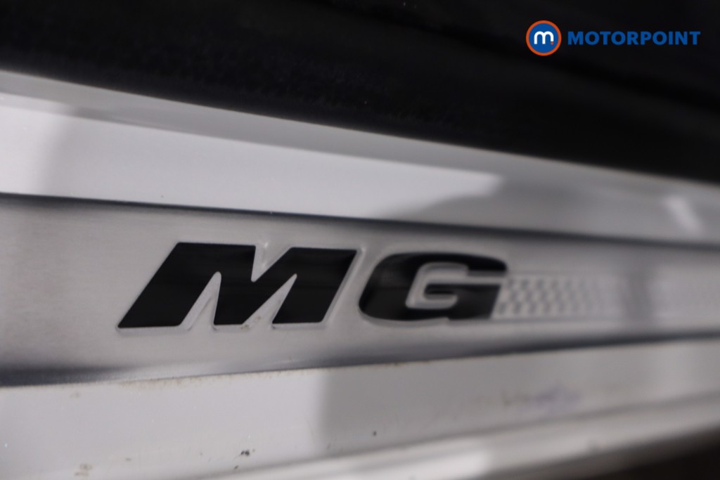 Mg Motor Uk HS Exclusive Manual Petrol SUV - Stock Number (1630608) - 21st supplementary image