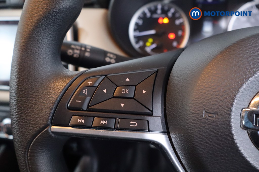 Nissan Micra Acenta Manual Petrol Hatchback - Stock Number (1630982) - 7th supplementary image