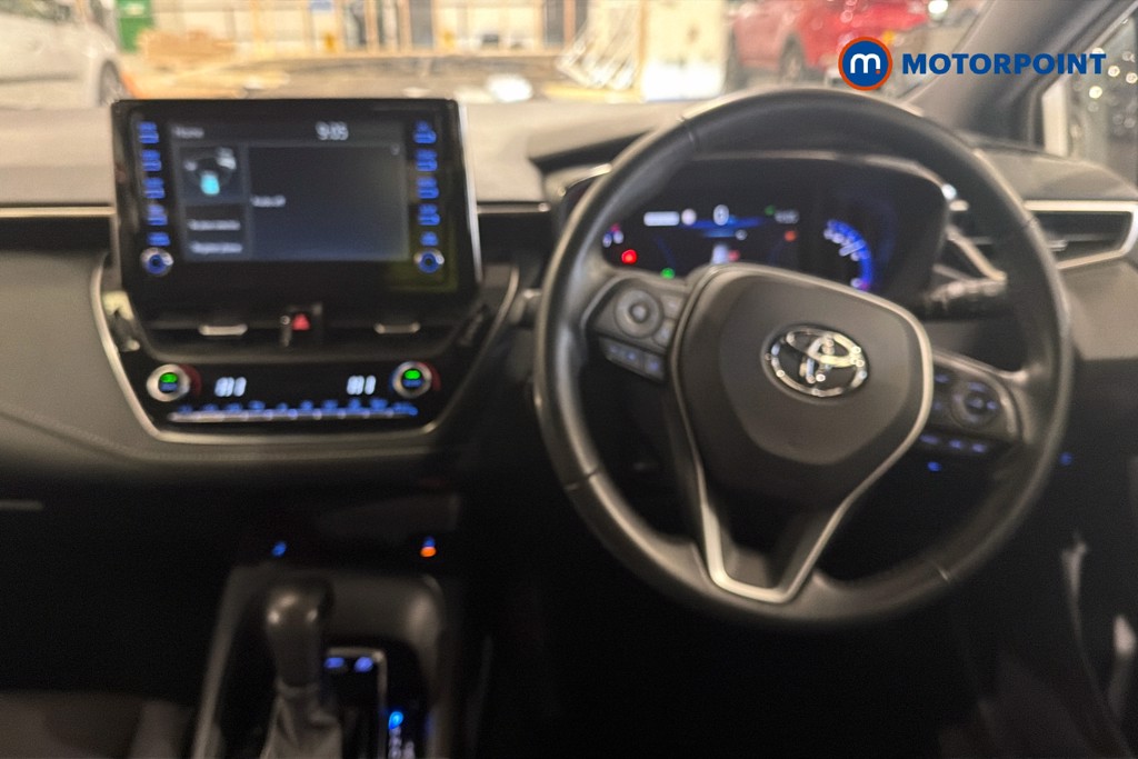 Toyota Corolla Icon Automatic Petrol-Electric Hybrid Estate - Stock Number (1631379) - 2nd supplementary image