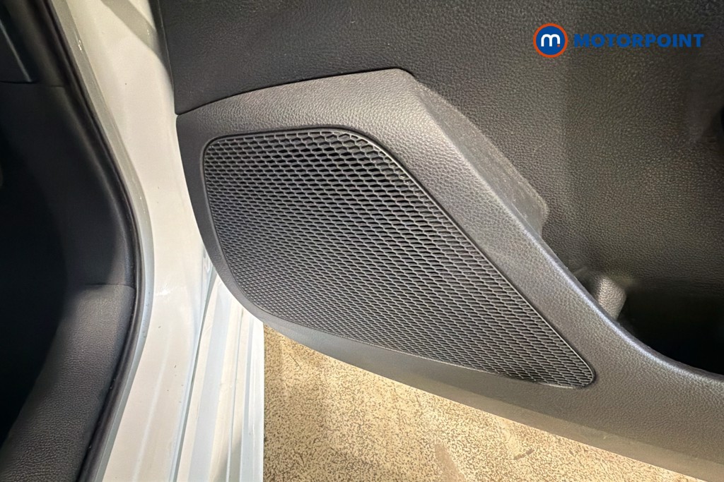 Toyota Corolla Icon Automatic Petrol-Electric Hybrid Estate - Stock Number (1631379) - 21st supplementary image