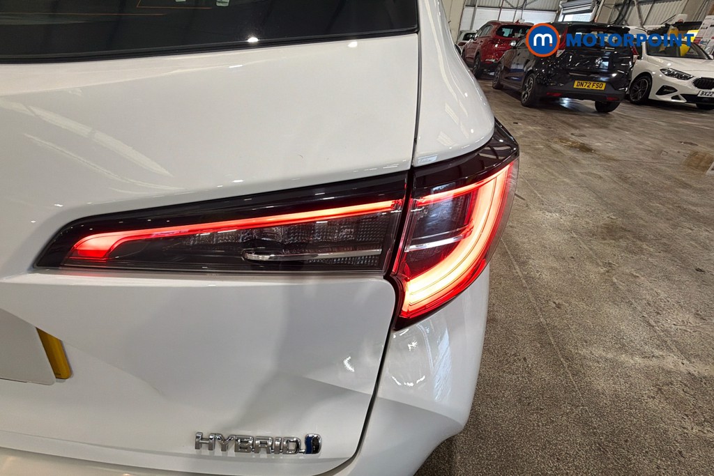 Toyota Corolla Icon Automatic Petrol-Electric Hybrid Estate - Stock Number (1631379) - 38th supplementary image