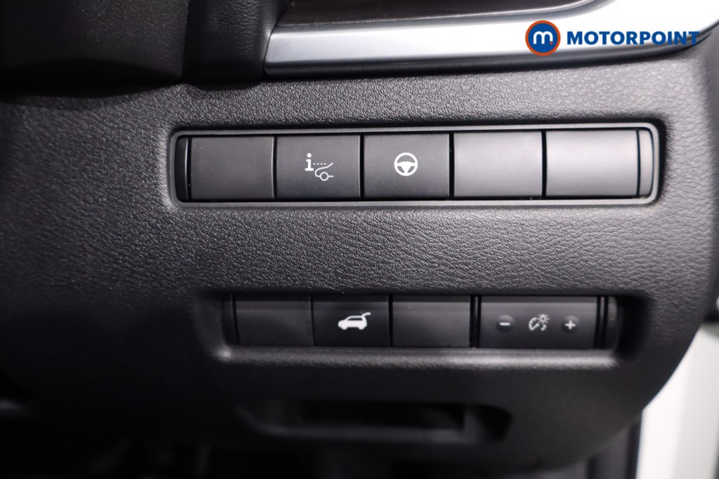 Nissan X-Trail Tekna-Plus Automatic Petrol-Electric Hybrid SUV - Stock Number (1631972) - 17th supplementary image