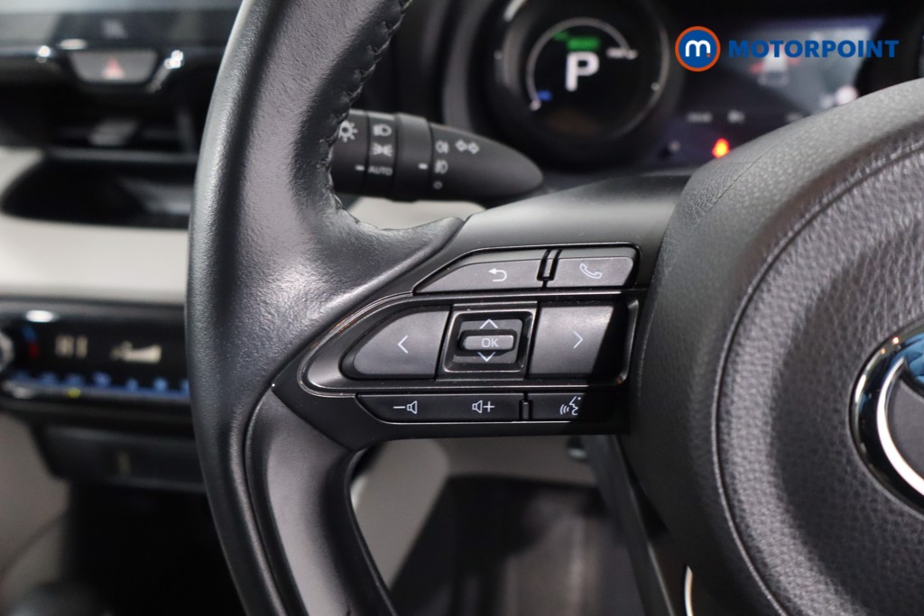 Toyota Yaris Excel Automatic Petrol-Electric Hybrid Hatchback - Stock Number (1632713) - 7th supplementary image