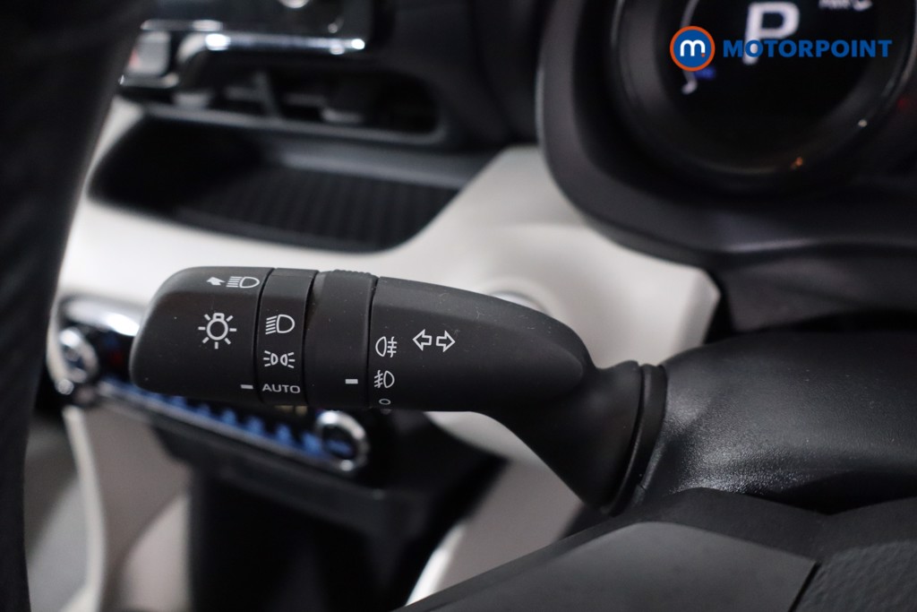 Toyota Yaris Excel Automatic Petrol-Electric Hybrid Hatchback - Stock Number (1632713) - 15th supplementary image