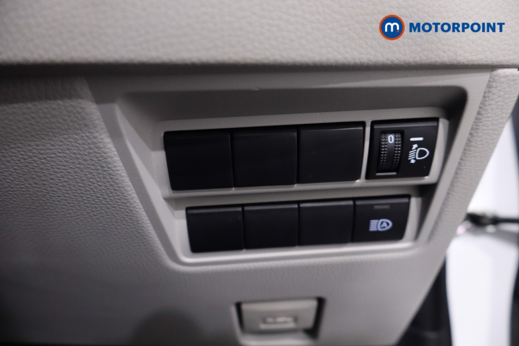 Toyota Yaris Excel Automatic Petrol-Electric Hybrid Hatchback - Stock Number (1632713) - 17th supplementary image