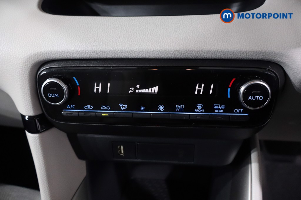 Toyota Yaris Excel Automatic Petrol-Electric Hybrid Hatchback - Stock Number (1632713) - 19th supplementary image