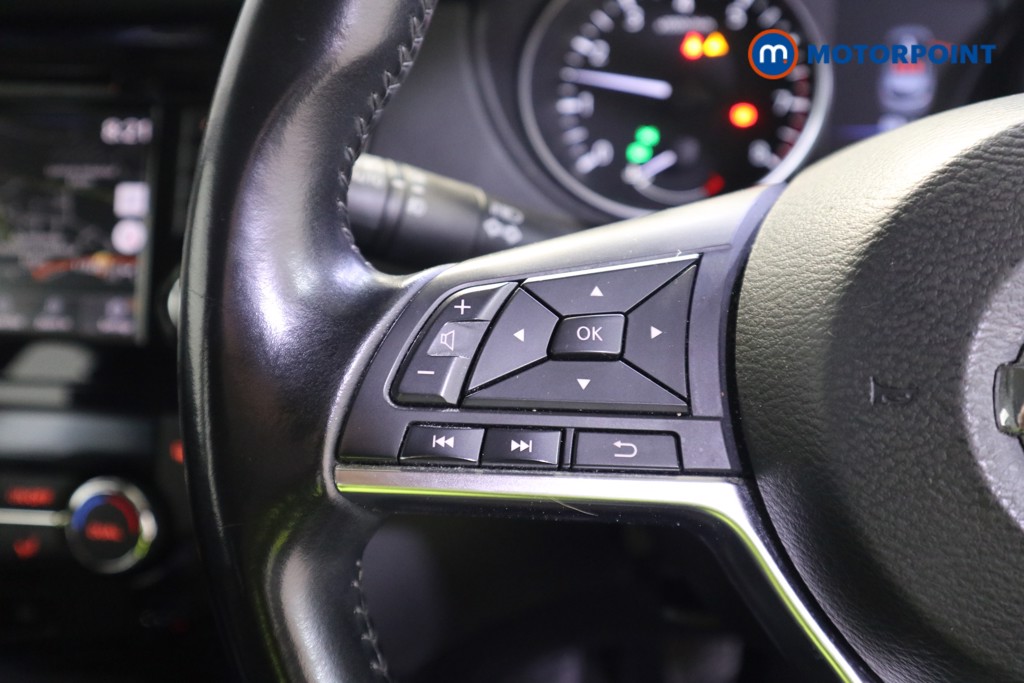 Nissan Qashqai Acenta Premium Manual Petrol SUV - Stock Number (1615943) - 5th supplementary image