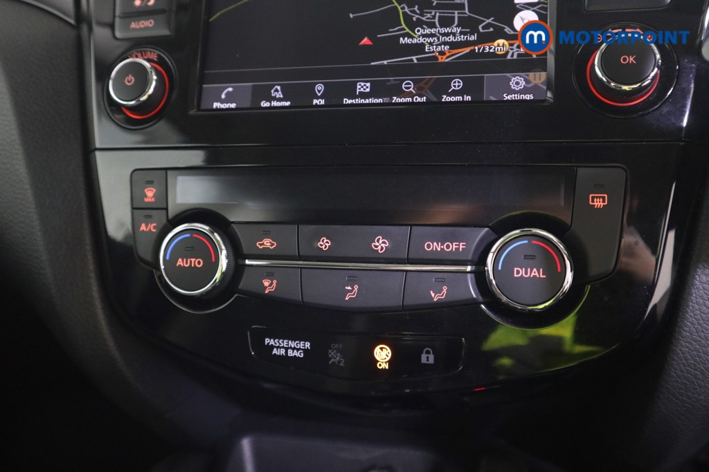 Nissan Qashqai Acenta Premium Manual Petrol SUV - Stock Number (1615943) - 7th supplementary image