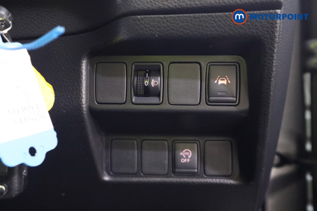 Nissan Qashqai Acenta Premium Manual Petrol SUV - Stock Number (1615943) - 11th supplementary image