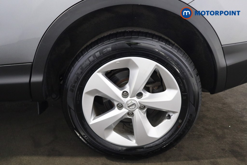Nissan Qashqai Acenta Premium Manual Petrol SUV - Stock Number (1615943) - 26th supplementary image