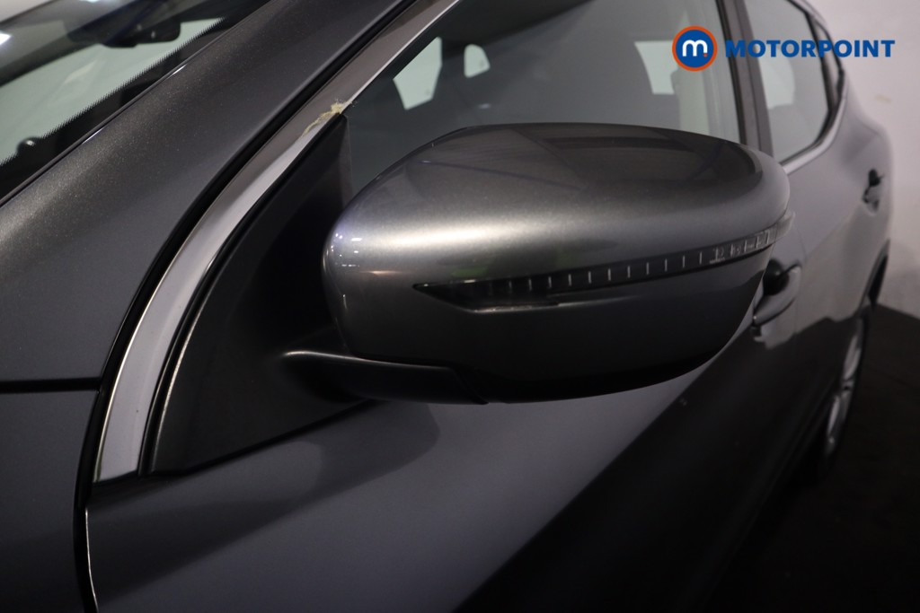 Nissan Qashqai Acenta Premium Manual Petrol SUV - Stock Number (1615943) - 34th supplementary image