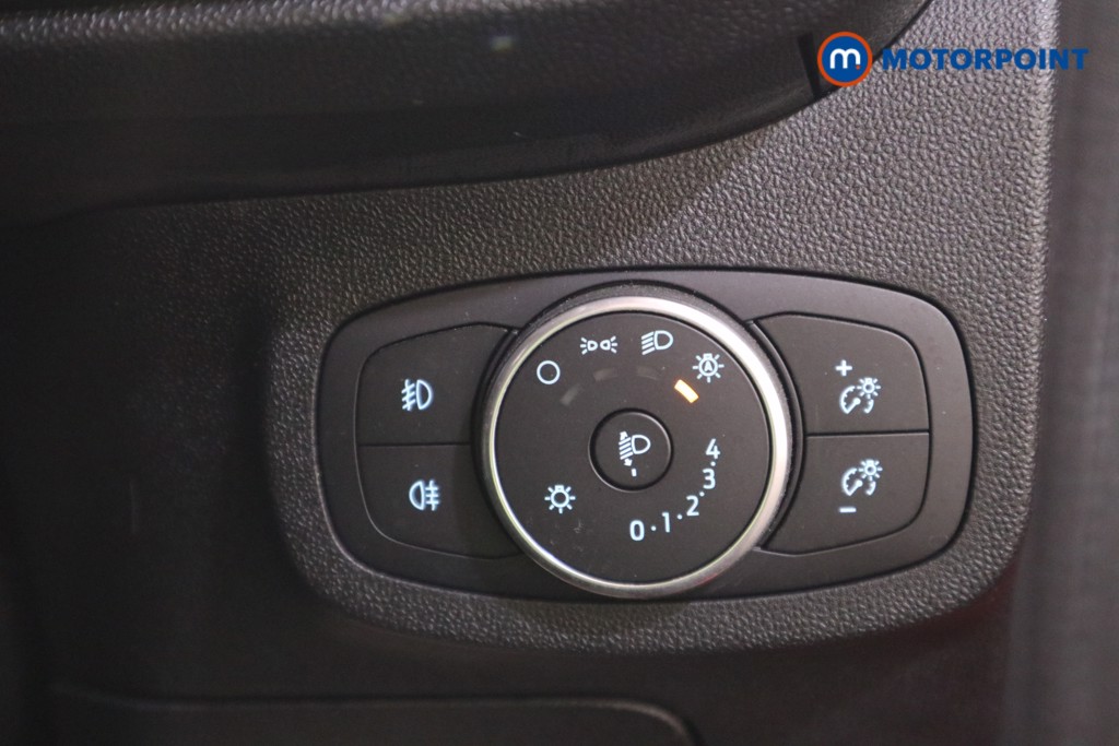 Ford Fiesta Zetec Manual Petrol Hatchback - Stock Number (1617360) - 12th supplementary image