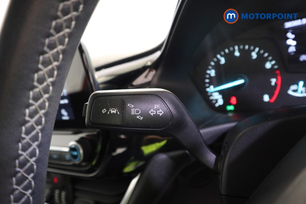 Ford Fiesta Zetec Manual Petrol Hatchback - Stock Number (1617360) - 13th supplementary image