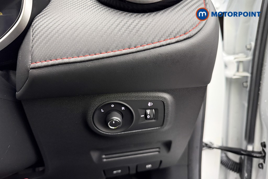 Mg Motor Uk ZS Exclusive Manual Petrol SUV - Stock Number (1618756) - 21st supplementary image