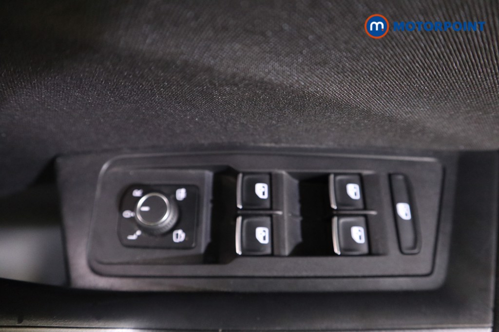 Volkswagen T-Roc Black Edition Automatic Petrol SUV - Stock Number (1619245) - 14th supplementary image