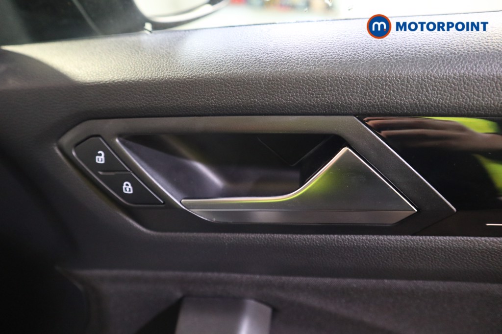 Volkswagen T-Roc Black Edition Automatic Petrol SUV - Stock Number (1619245) - 15th supplementary image