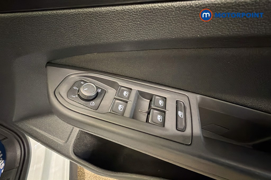 Volkswagen Golf GTD Automatic Diesel Hatchback - Stock Number (1619632) - 20th supplementary image