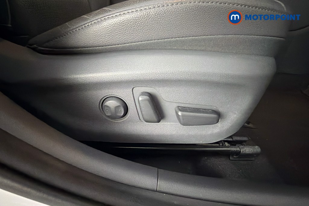 Hyundai Ioniq Premium Se Automatic Petrol-Electric Hybrid Hatchback - Stock Number (1620020) - 25th supplementary image