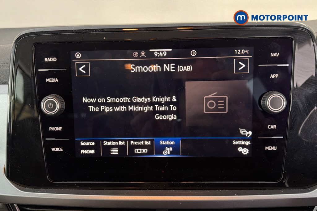 Volkswagen T-Roc Life Manual Petrol SUV - Stock Number (1621515) - 9th supplementary image