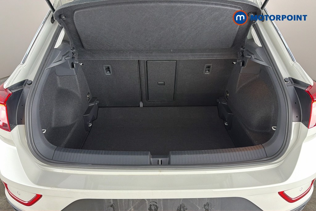 Volkswagen T-Roc Life Manual Petrol SUV - Stock Number (1621515) - 33rd supplementary image