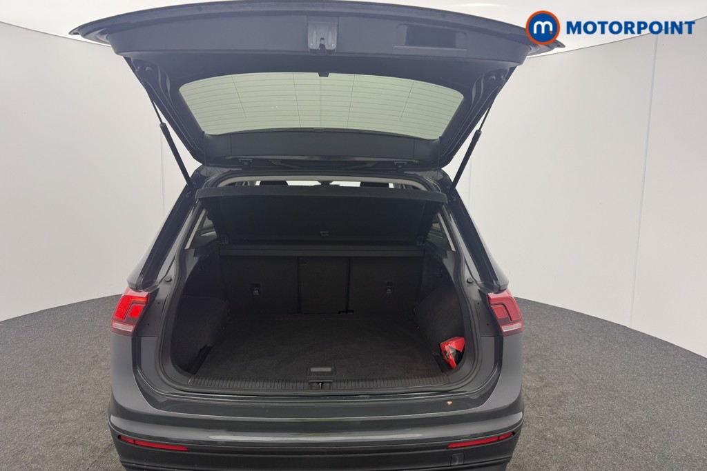 Volkswagen Tiguan S Manual Petrol SUV - Stock Number (1621755) - 15th supplementary image