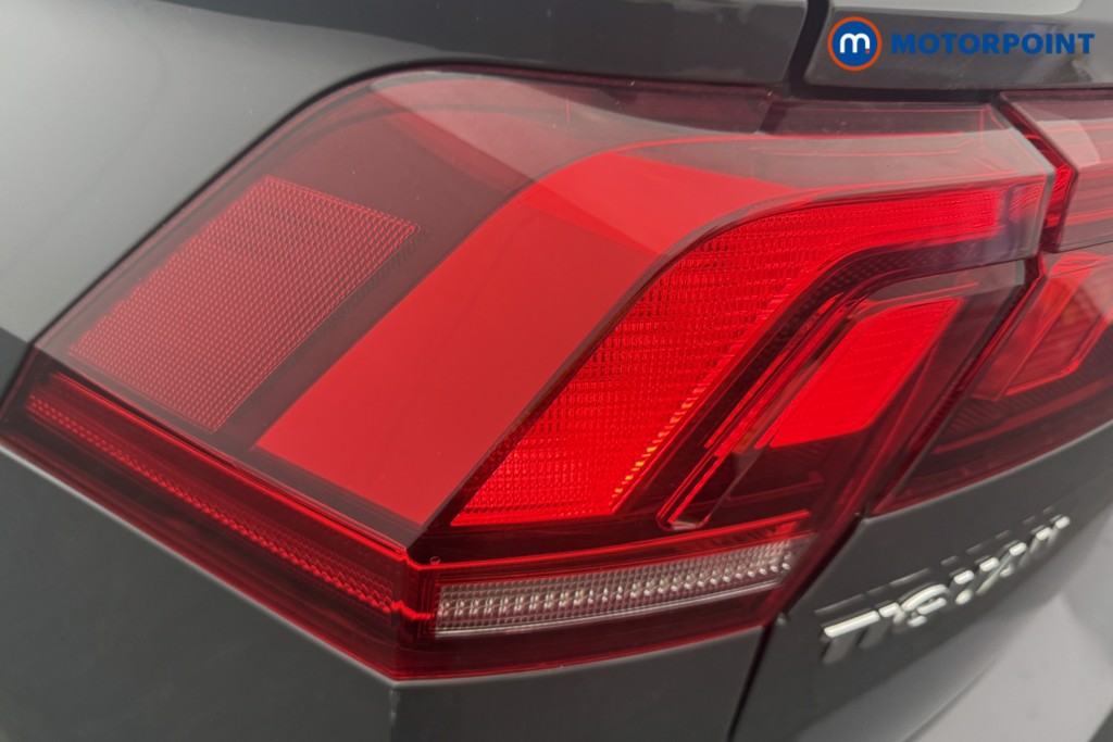Volkswagen Tiguan S Manual Petrol SUV - Stock Number (1621755) - 18th supplementary image