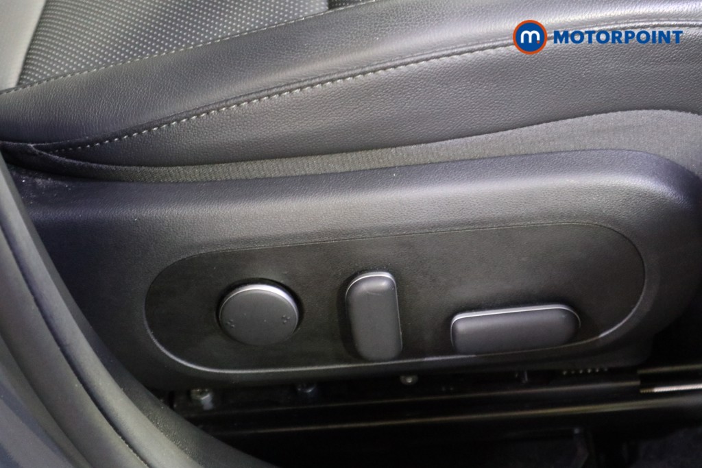 Hyundai Kona Ultimate Automatic Petrol-Electric Hybrid SUV - Stock Number (1621866) - 16th supplementary image