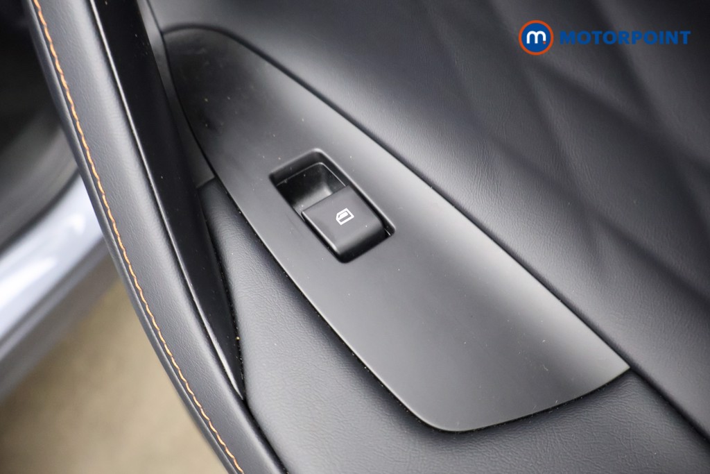 Mg Motor Uk HS SE Automatic Petrol-Electric Hybrid SUV - Stock Number (1623052) - 24th supplementary image