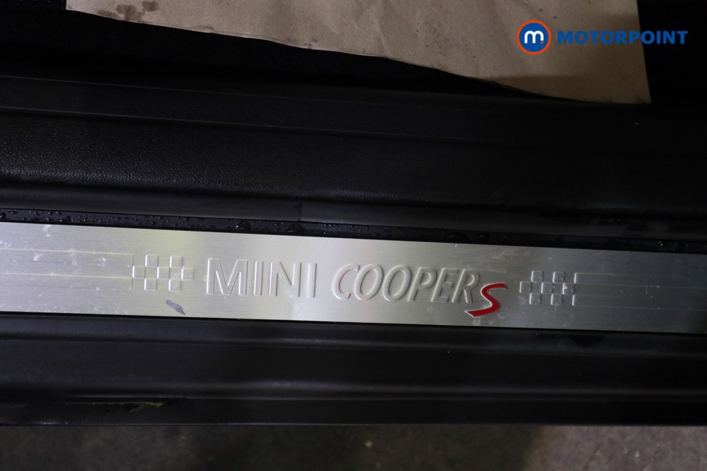 Mini Clubman Cooper S Classic Automatic Petrol Estate - Stock Number (1624784) - 16th supplementary image