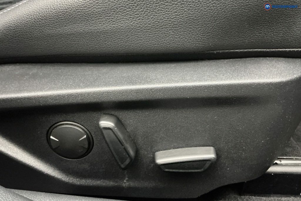 Ford Focus Active X Edition Manual Petrol Estate - Stock Number (1626181) - 27th supplementary image