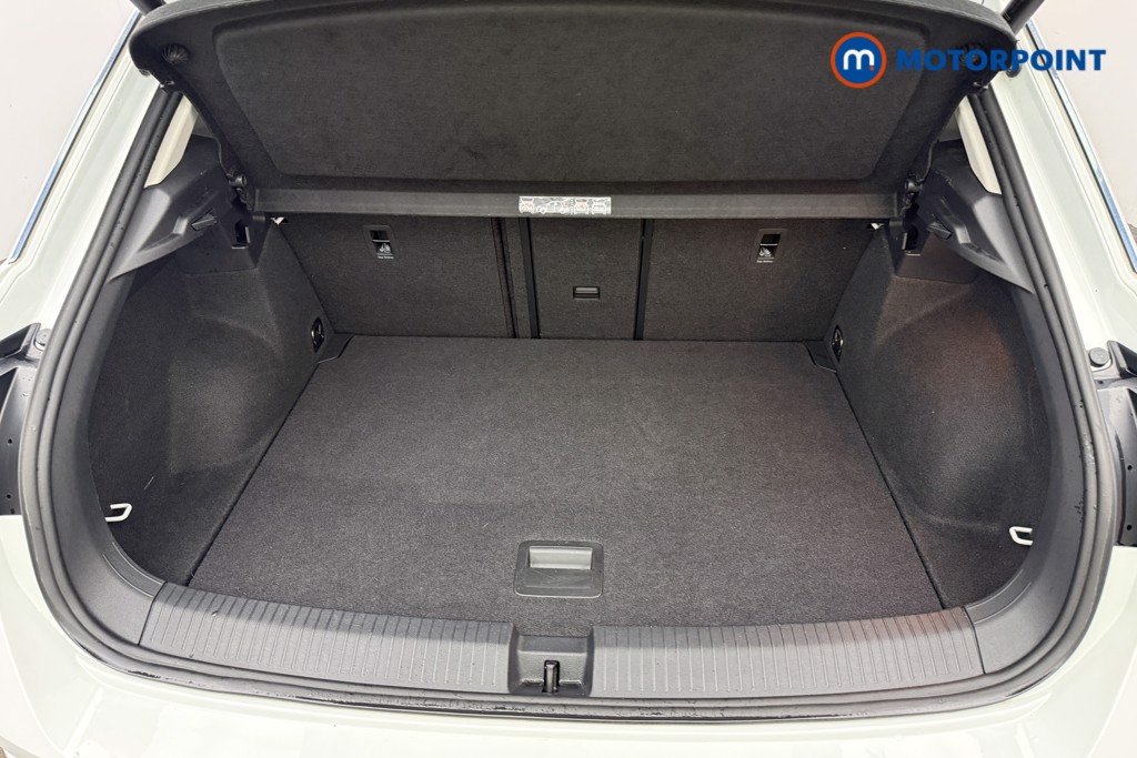 Volkswagen T-Roc Active Manual Petrol SUV - Stock Number (1627269) - 12th supplementary image