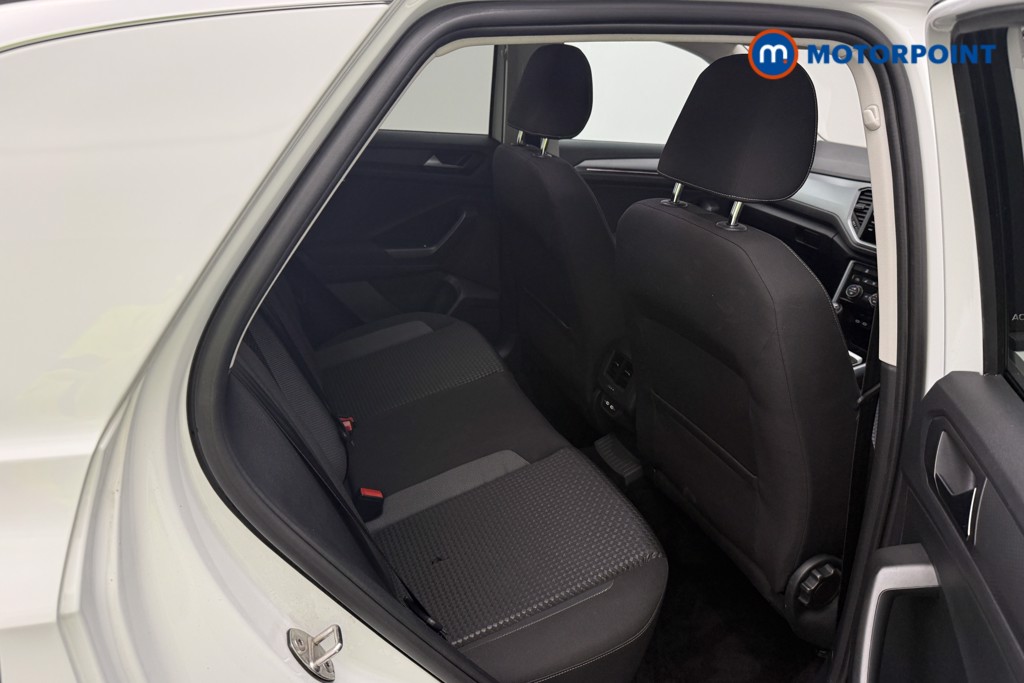 Volkswagen T-Roc Active Manual Petrol SUV - Stock Number (1627269) - 14th supplementary image