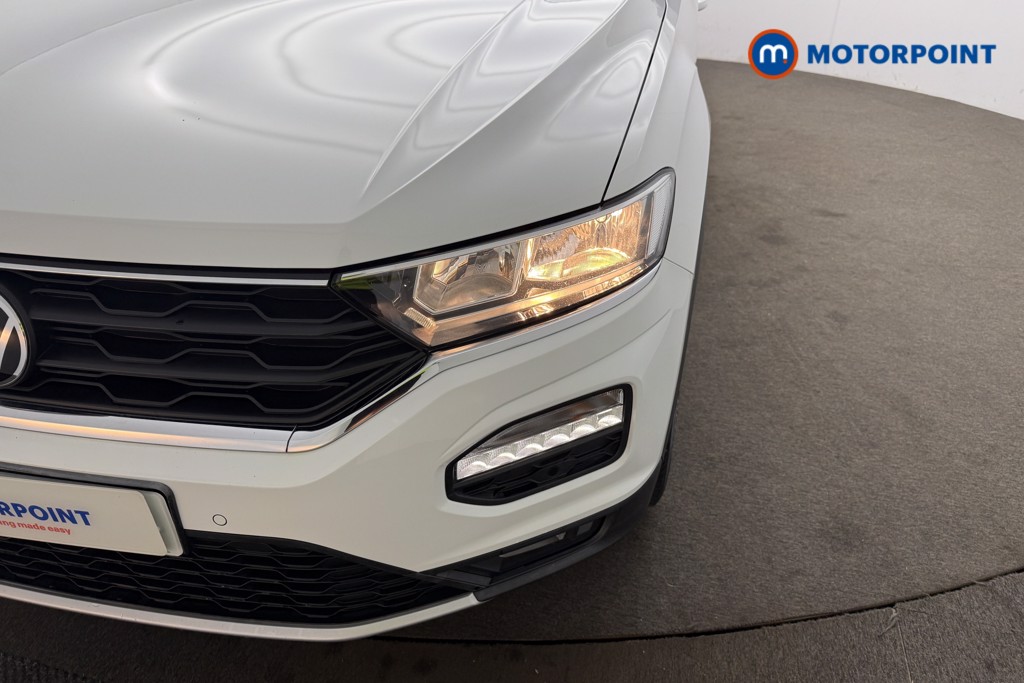 Volkswagen T-Roc Active Manual Petrol SUV - Stock Number (1627269) - 32nd supplementary image