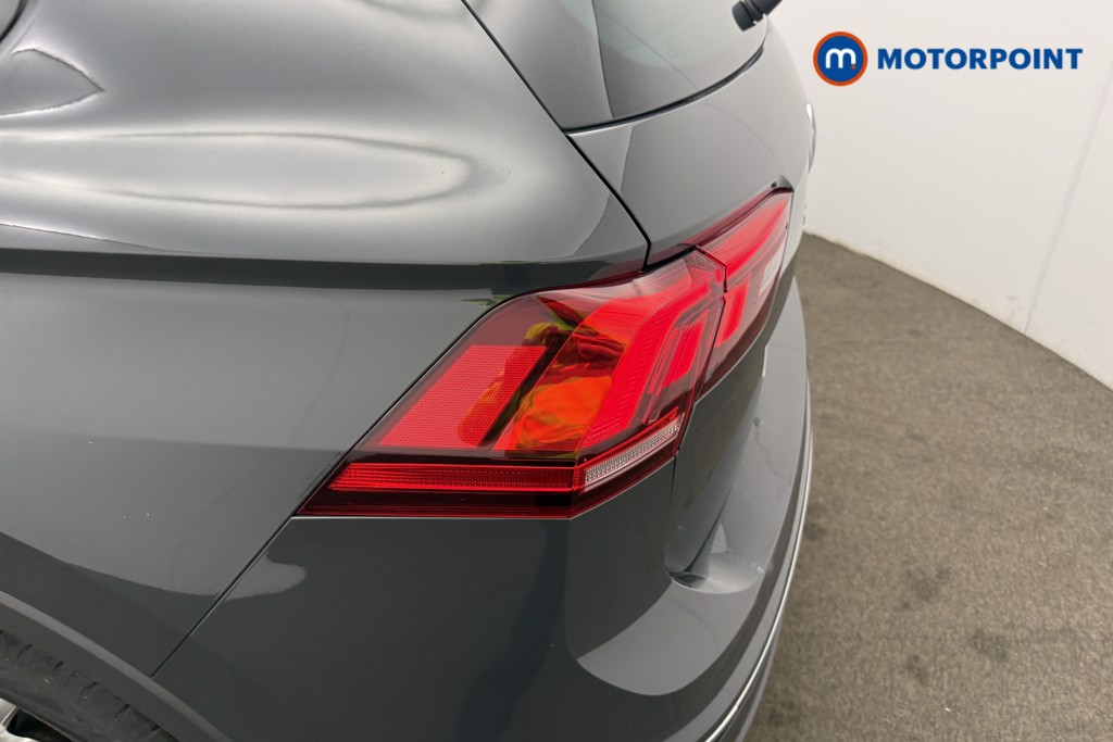 Volkswagen Tiguan Life Manual Petrol SUV - Stock Number (1627280) - 8th supplementary image