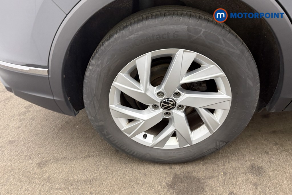 Volkswagen Tiguan Life Manual Petrol SUV - Stock Number (1627280) - 32nd supplementary image