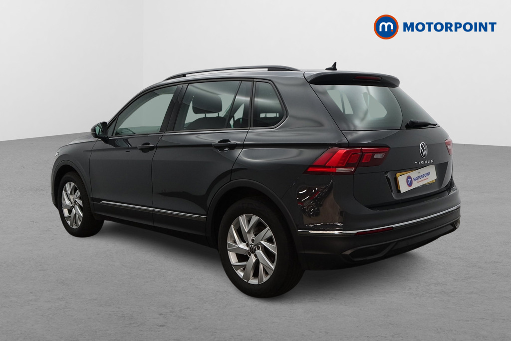 Volkswagen Tiguan Life Manual Petrol SUV - Stock Number (1627280) - Passenger side rear corner