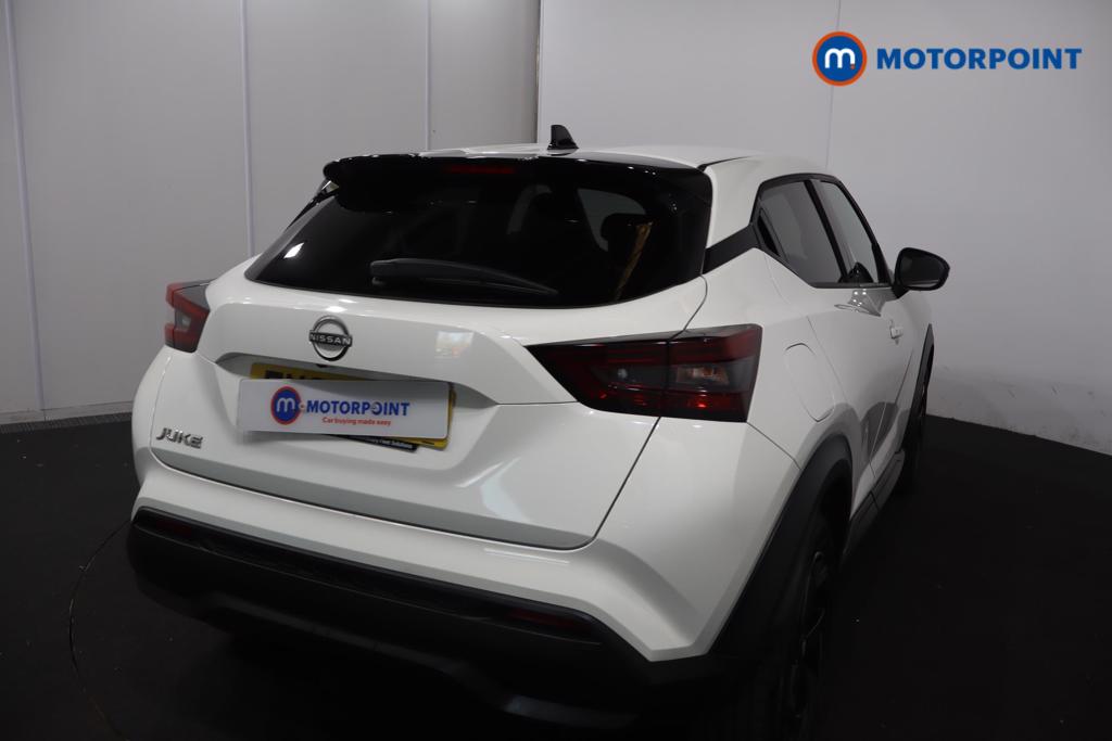 Nissan Juke N-Connecta Manual Petrol SUV - Stock Number (1627330) - 2nd supplementary image