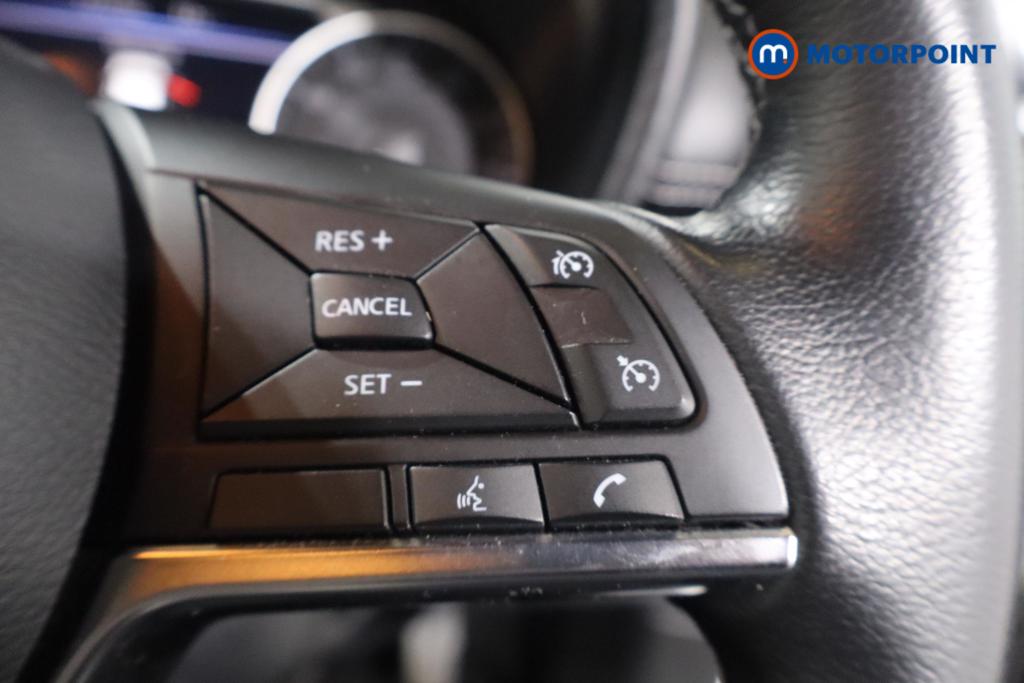 Nissan Juke N-Connecta Manual Petrol SUV - Stock Number (1627330) - 15th supplementary image