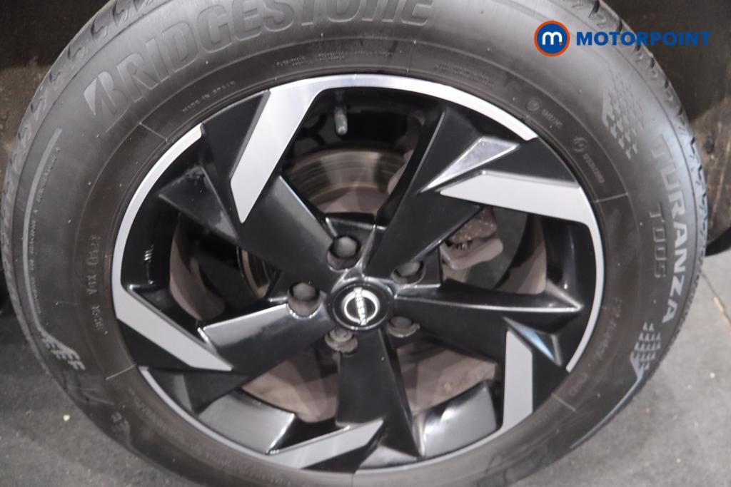 Nissan Juke N-Connecta Manual Petrol SUV - Stock Number (1627330) - 28th supplementary image