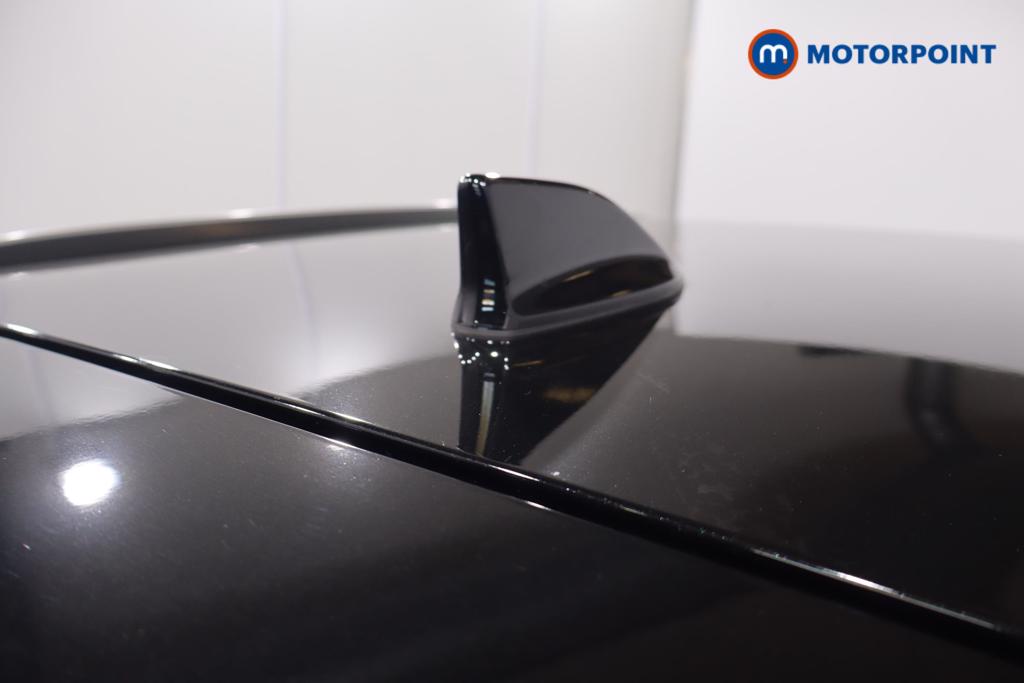 Nissan Qashqai N-Connecta Automatic Petrol SUV - Stock Number (1627951) - 4th supplementary image