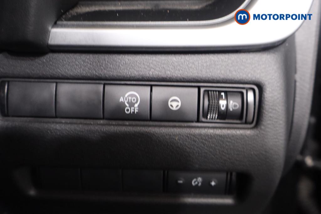 Nissan Qashqai N-Connecta Automatic Petrol SUV - Stock Number (1627951) - 14th supplementary image