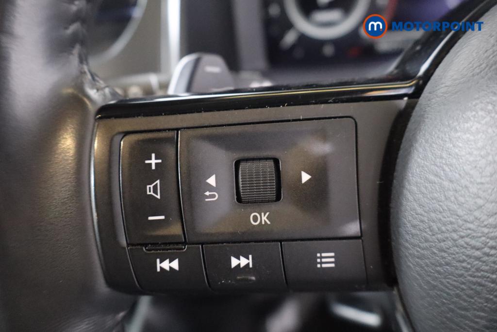 Nissan Qashqai N-Connecta Automatic Petrol SUV - Stock Number (1627951) - 16th supplementary image