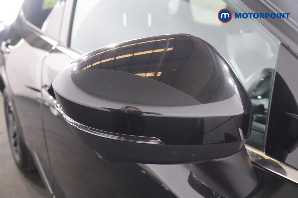 Nissan Qashqai N-Connecta Automatic Petrol SUV - Stock Number (1627951) - 23rd supplementary image