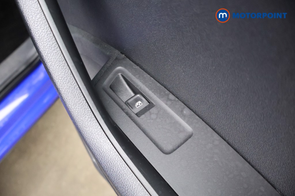 Skoda Karoq Se Drive Automatic Petrol SUV - Stock Number (1627996) - 22nd supplementary image