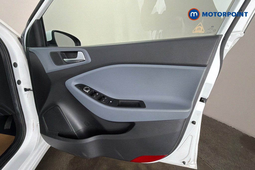 Hyundai I20 SE Automatic Petrol Hatchback - Stock Number (1628003) - 19th supplementary image