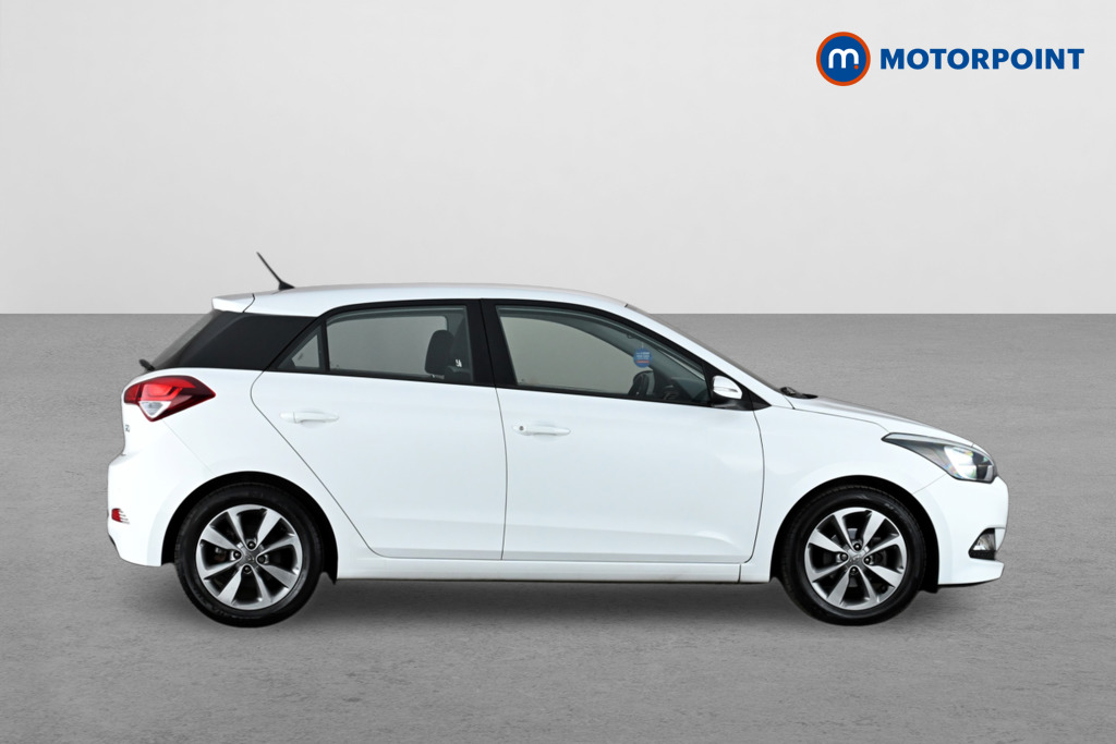 Hyundai I20 SE Automatic Petrol Hatchback - Stock Number (1628003) - Drivers side