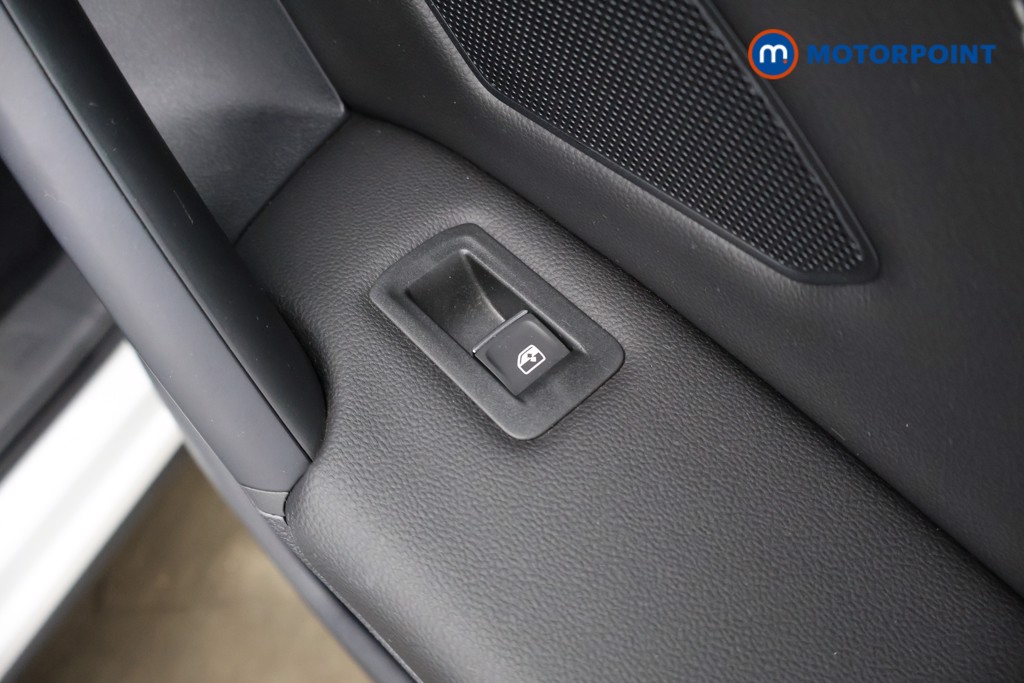 Volkswagen Tiguan R-Line Automatic Petrol SUV - Stock Number (1628107) - 25th supplementary image