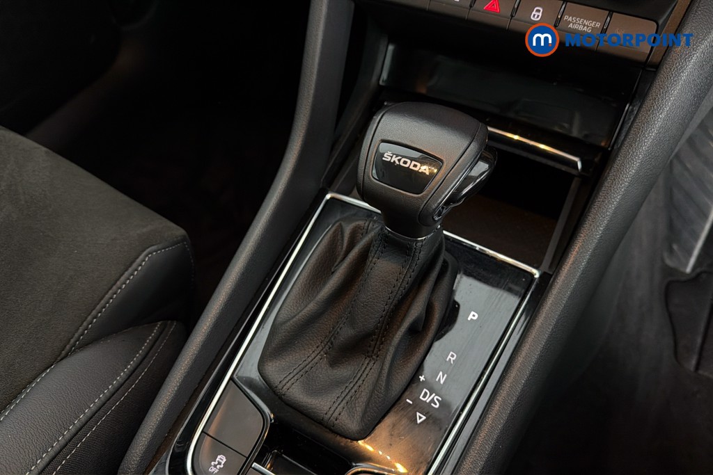 Skoda Karoq Se L Automatic Petrol SUV - Stock Number (1628323) - 15th supplementary image