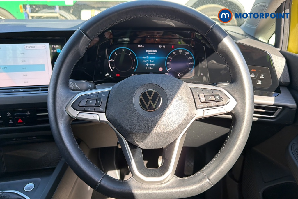 Volkswagen Golf Style Manual Diesel Hatchback - Stock Number (1628339) - 2nd supplementary image